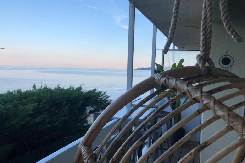Charmant Studio Avec Terrasse Vue Mer A 50 M Sainte-Maxime Ngoại thất bức ảnh