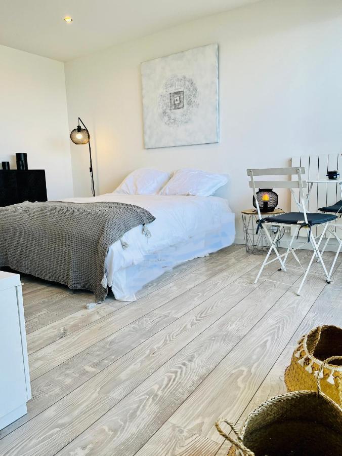 Charmant Studio Avec Terrasse Vue Mer A 50 M Sainte-Maxime Ngoại thất bức ảnh
