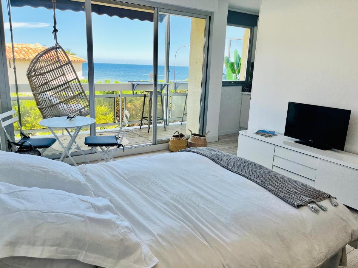 Charmant Studio Avec Terrasse Vue Mer A 50 M Sainte-Maxime Ngoại thất bức ảnh